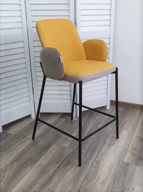 Полубарный стул NYX (H=65cm) VF106 желтый / VF120 серый М-City в Югорске - yugorsk.ok-mebel.com | фото